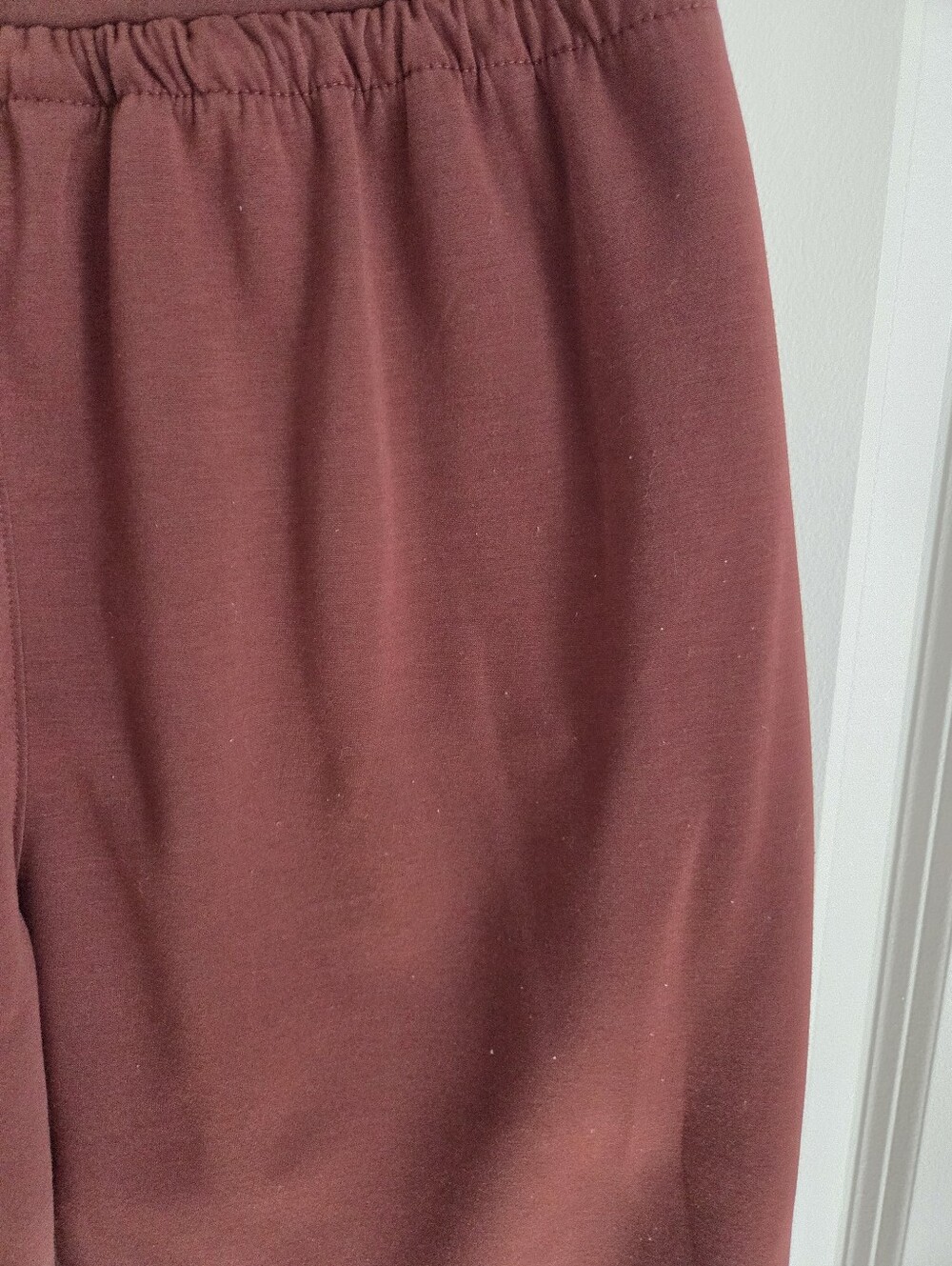 Athleta Allure High Rise Jogger In Redwood, Size Medium Tall - Picture 4 of 5